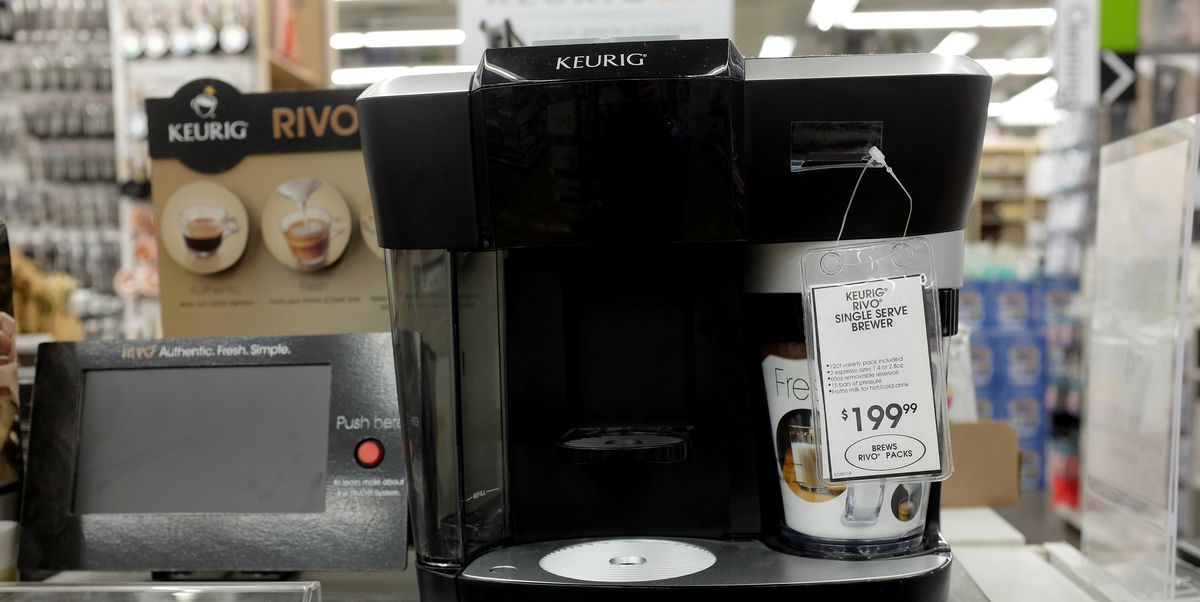 https://hips.hearstapps.com/hmg-prod/images/keurig-coffee-maker-is-seen-for-sale-on-a-store-shelf-on-news-photo-1574372564.jpg?crop=1.00xw:0.752xh;0,0.0409xh&resize=1200:*