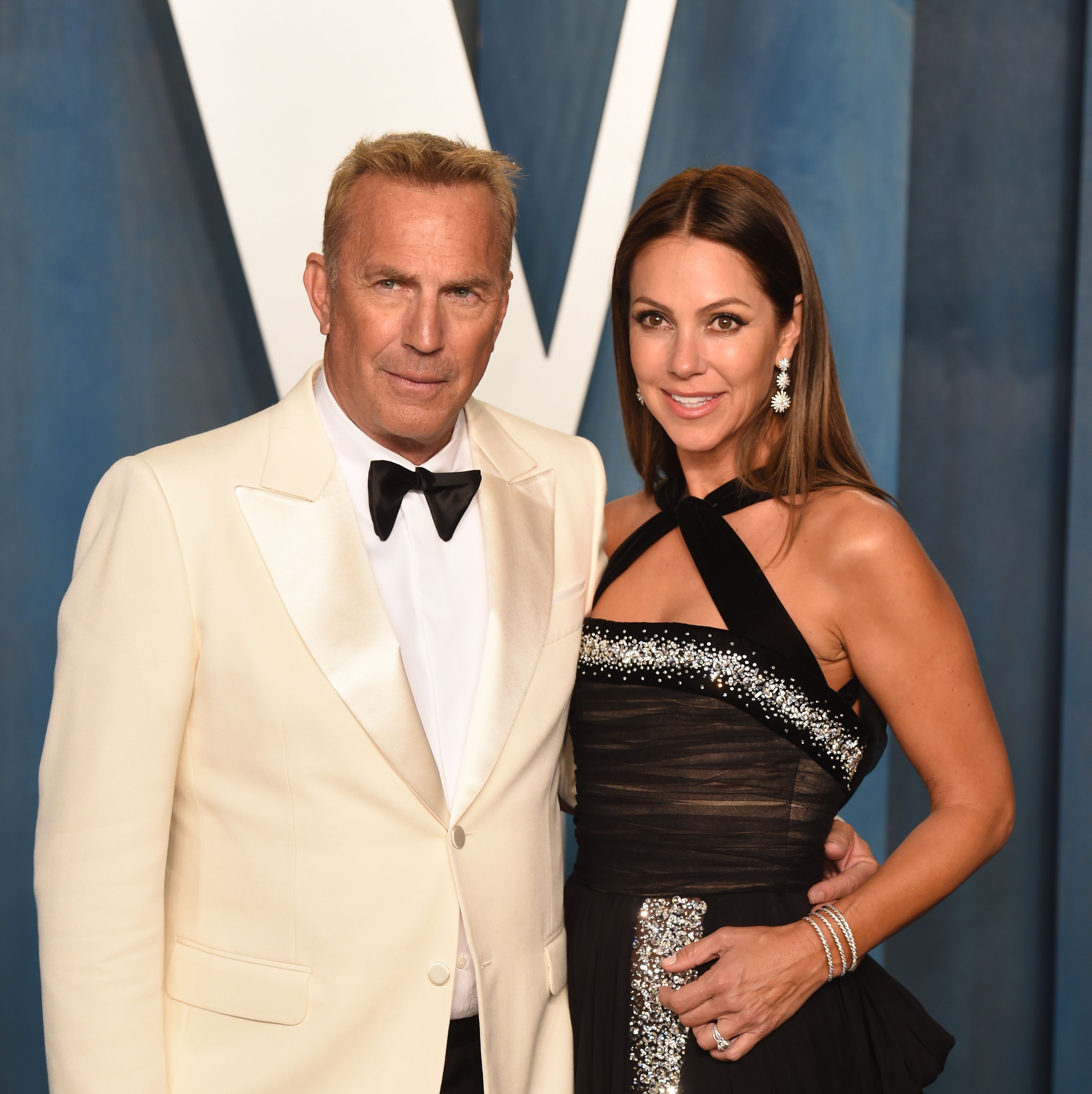 Kevin Costner's Friends Are Allegedly Boycotting His Ex's Wedding in Hawaii 