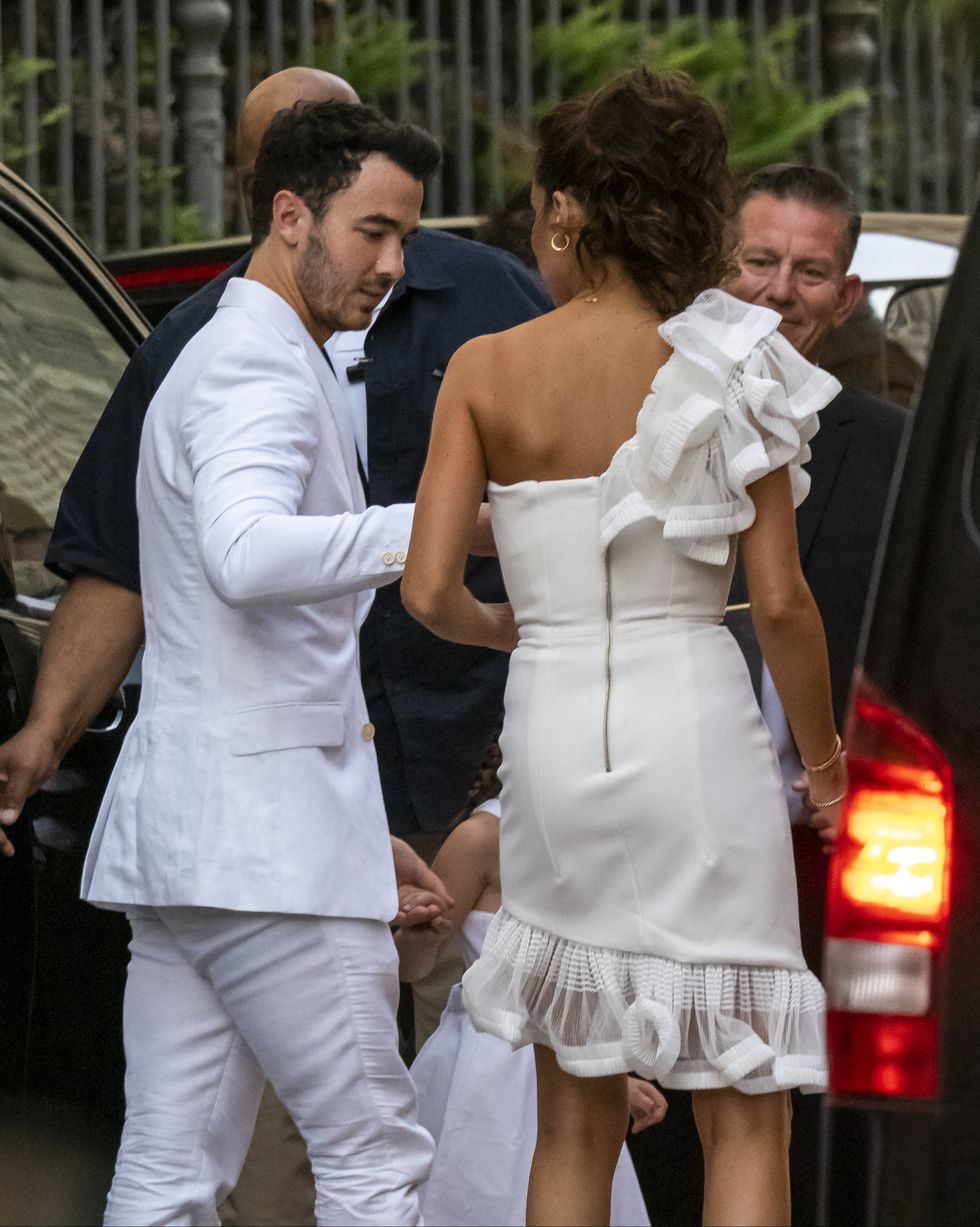 Sophie Turner And Joe Jonas' Dinner Party : Outside Arrivals In Avignon