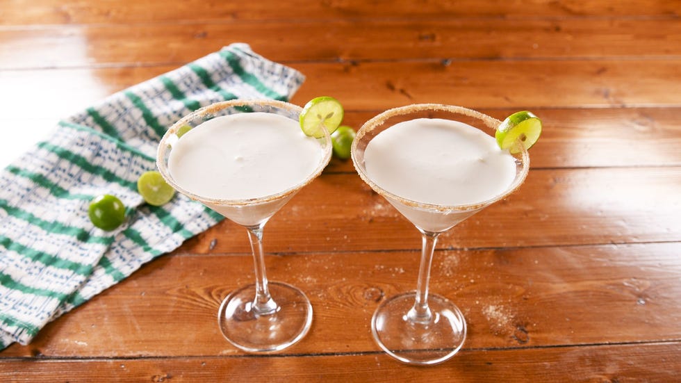 Mini Martinis Are Better: Here's How to Make a Teeny Martini at Home -  Thrillist