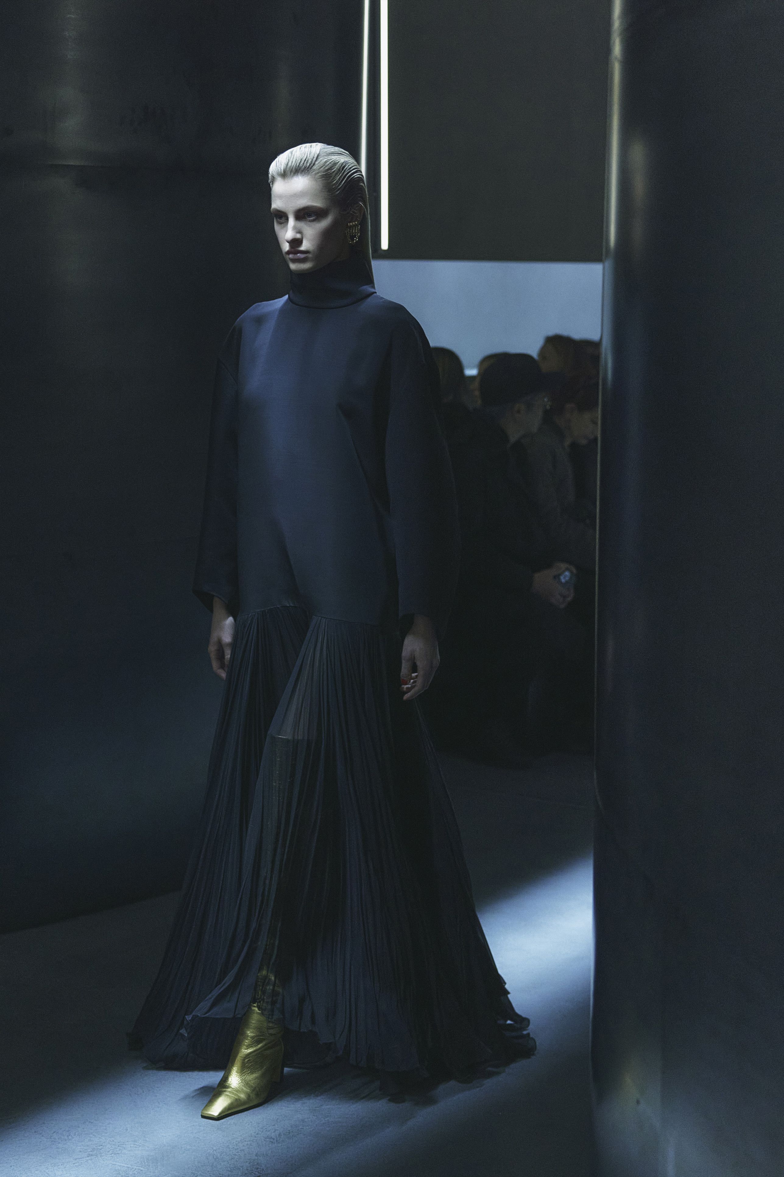 ケイト(KHAITE)2023秋冬コレクション | ファッション | ELLE ケイト(KHAITE)2023秋冬コレクション | ファッション | ELLE