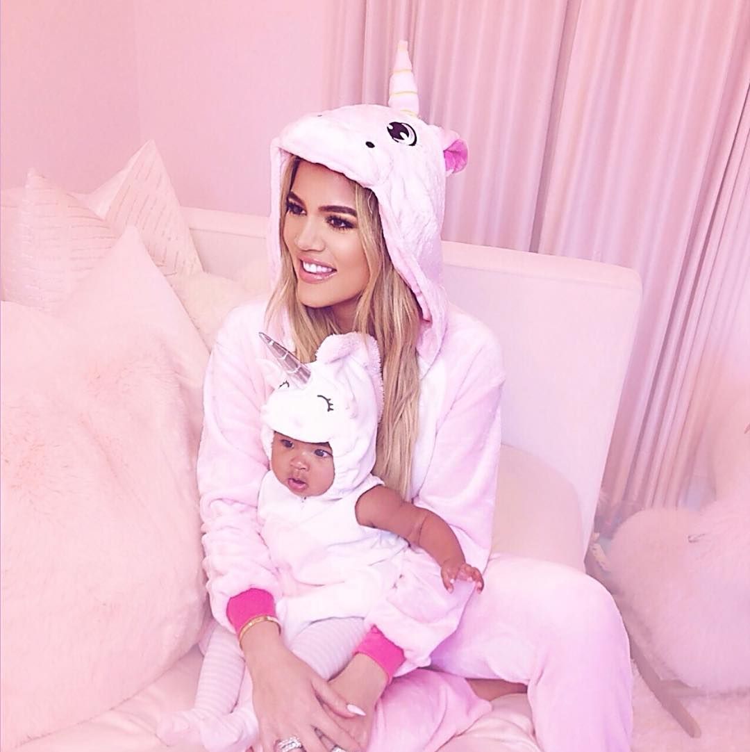 Khloe Kardashian's Daughter True Thompson In Furry Ugg Slides – Footwear  News