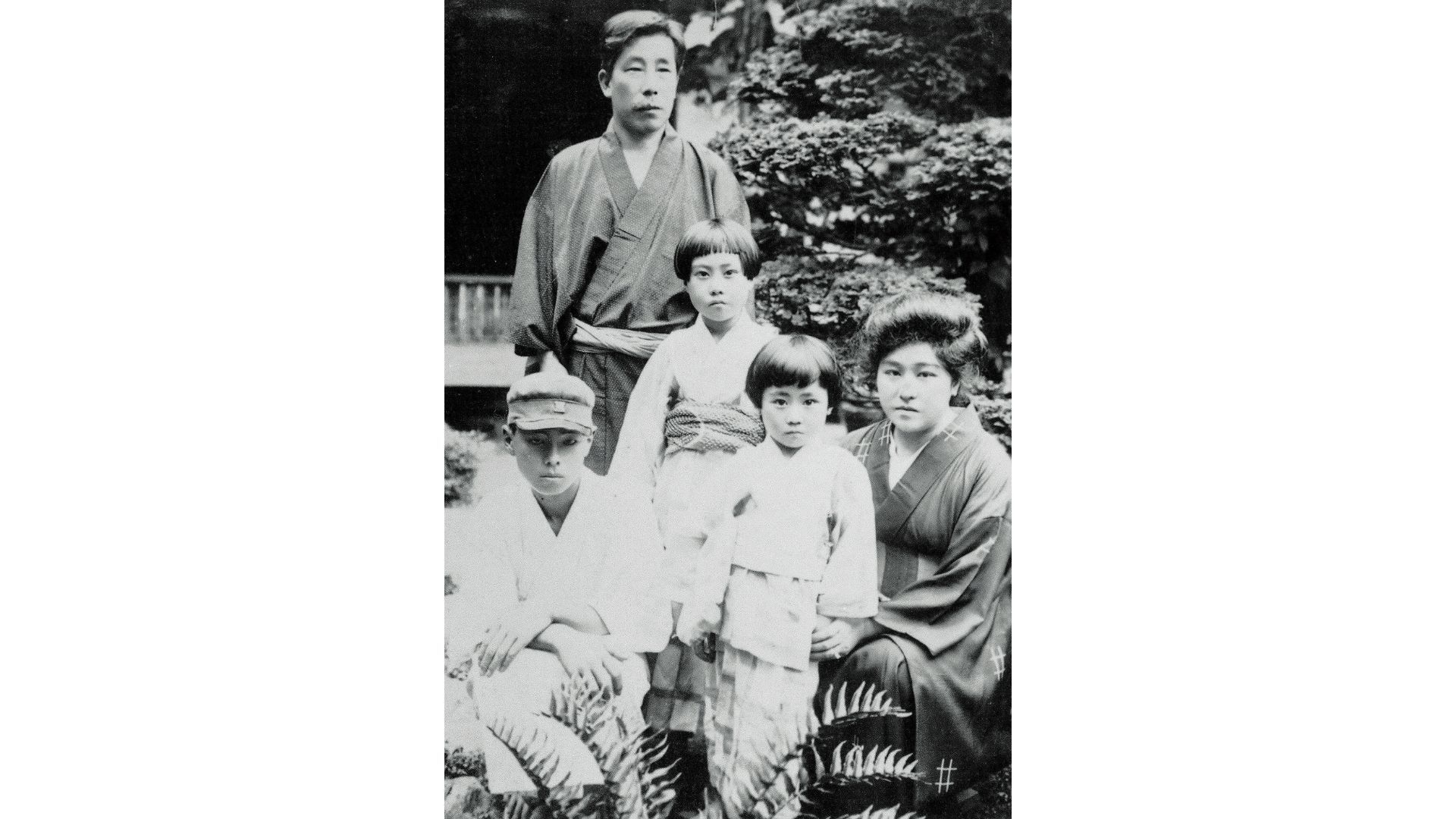 戦後80年 特別企画｜再掲】「着ることすら考えなかった」作家