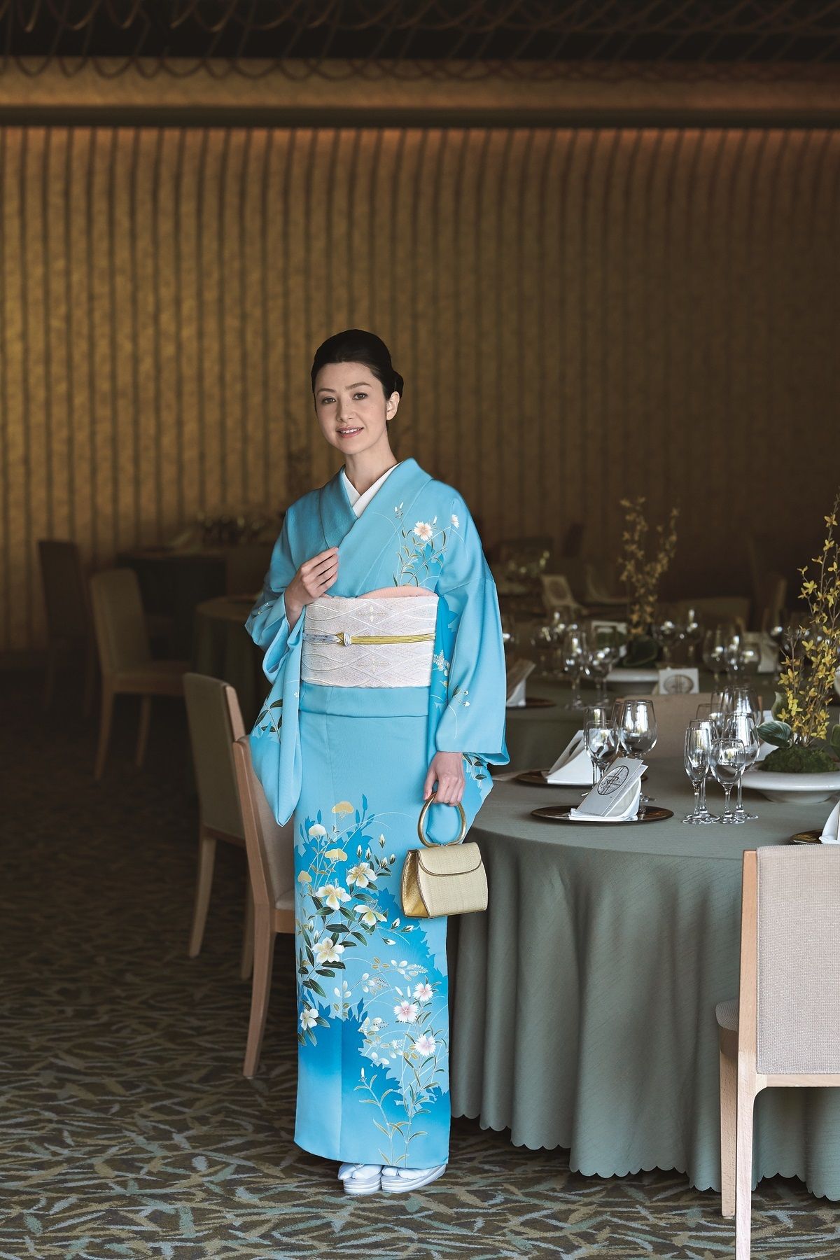 Kimonoふくすずめ振袖豪華　振袖6点セット　トールサイズ　裄丈70.5  絞り