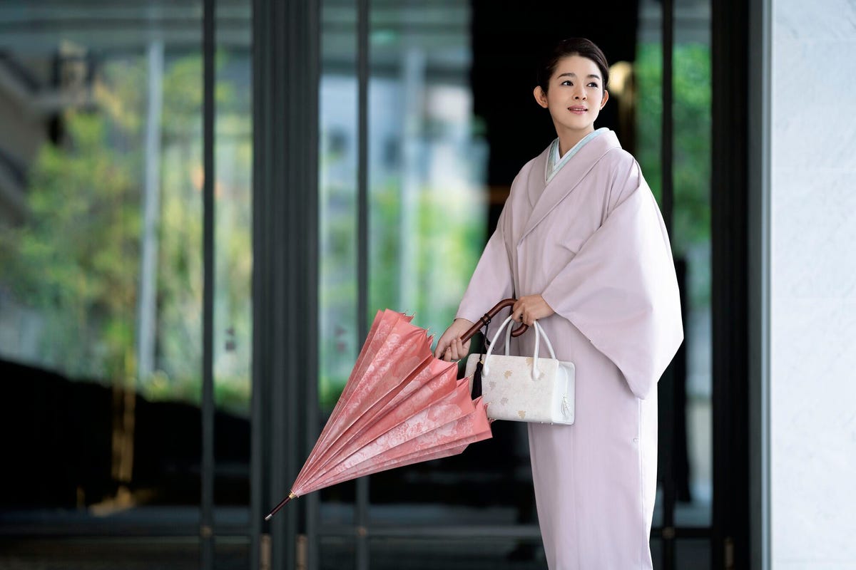 雨の日に安心して着物を着る知恵｜富澤輝実子のいまどき着物相談 