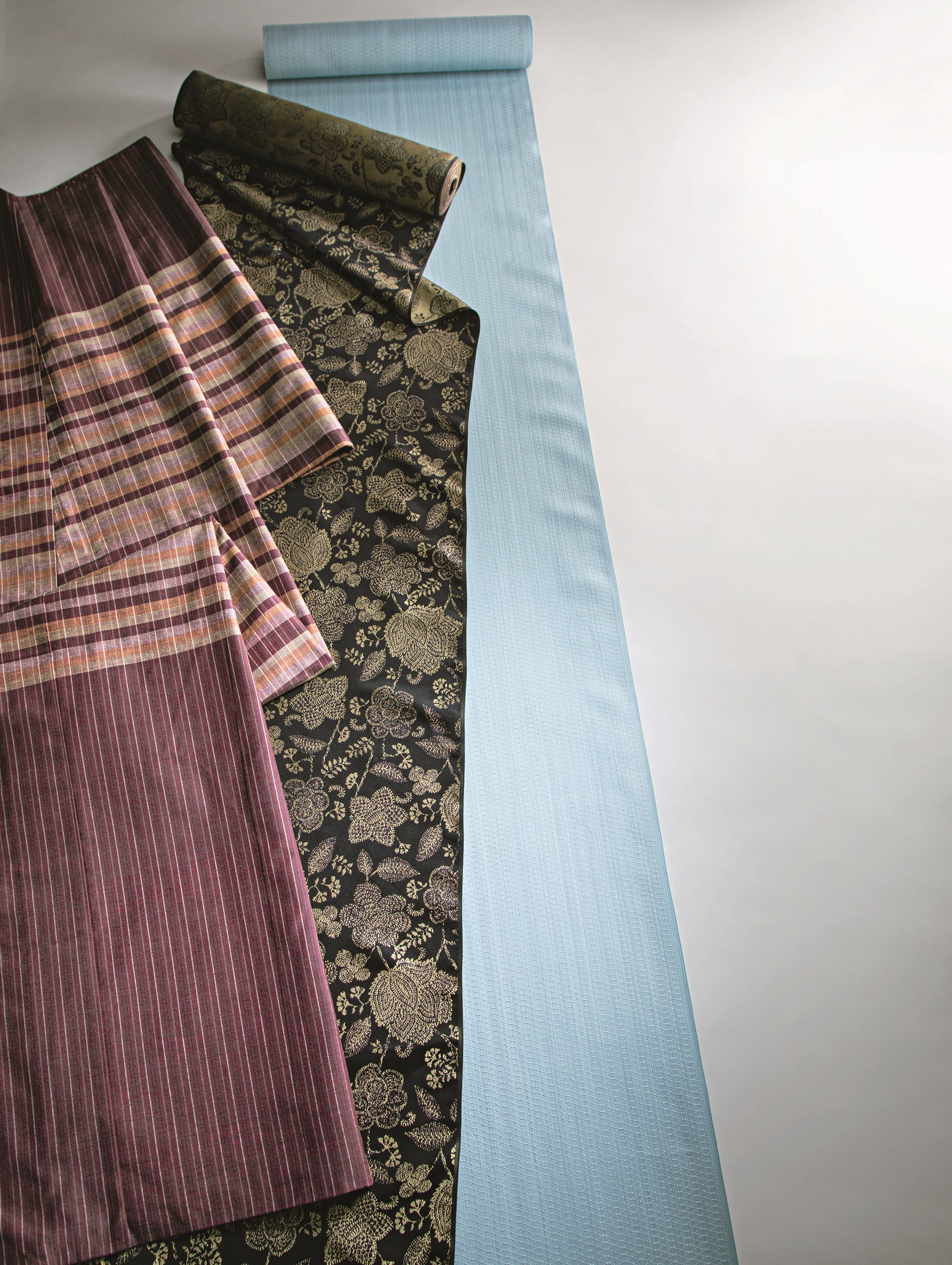 紬と小紋の新・着こなし術｜ひと味違う装いを作るヒント1〈織りの着物編〉