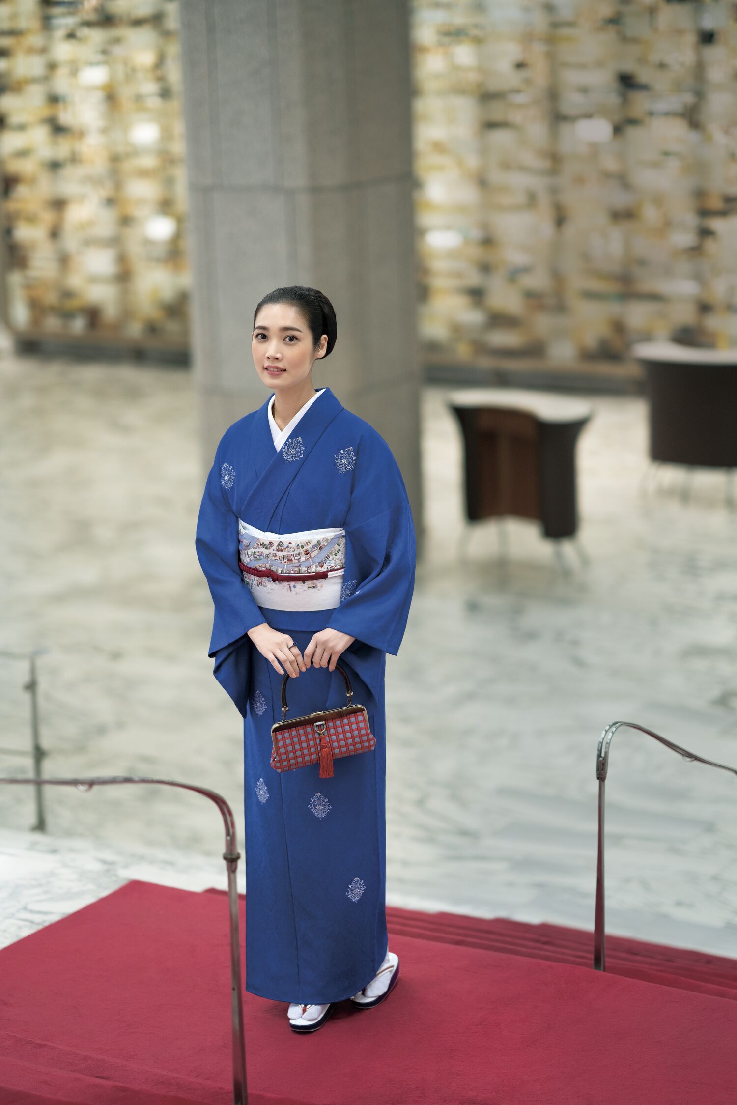 洋服感覚と原点回帰の2大潮流⁉｜雑誌『美しいキモノ2023年秋号