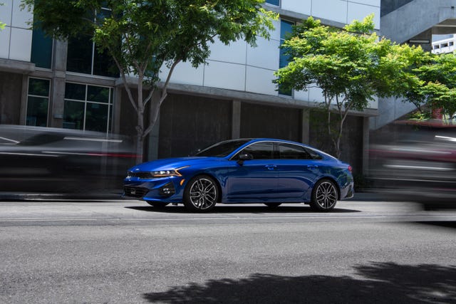 2022 Kia K5 GT-Line sedan lives up to the sporty new name