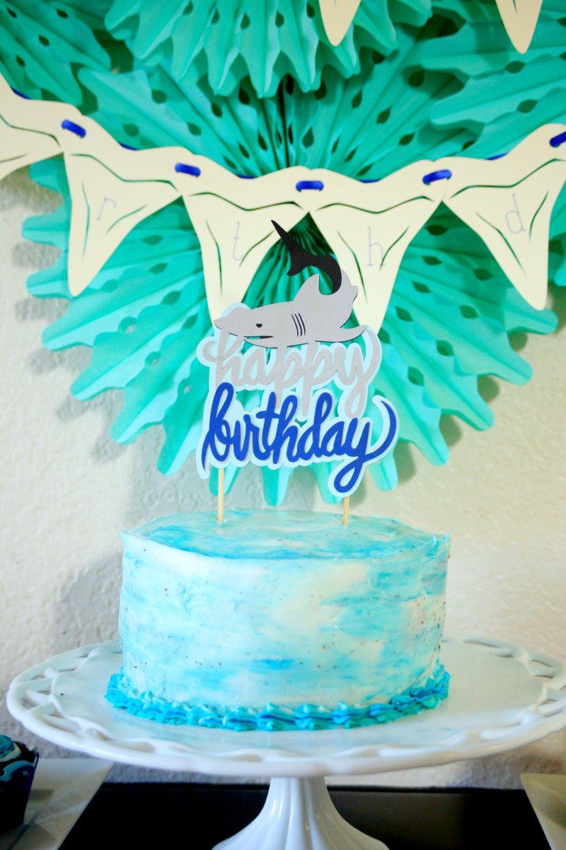 kids birthday party themes shark party