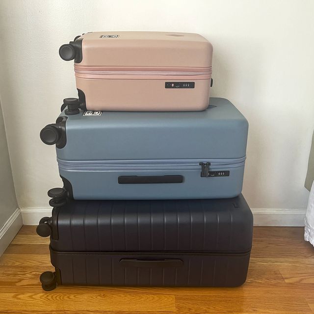 The Best Kids Luggage for Travel (2022 Reviews)