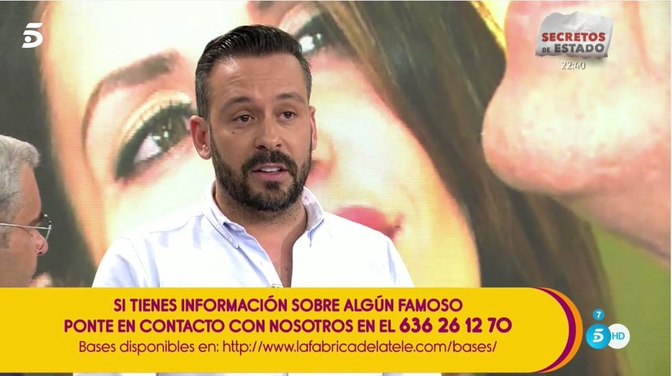 Facial hair, Moustache, Beard, Chin, Nose, Photo caption, Jaw, Forehead, Neck, News, 