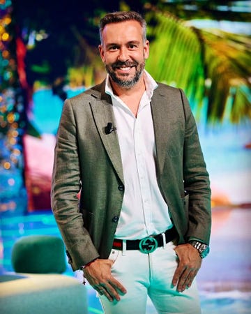 kike calleja en el plato de 'supervivientes'