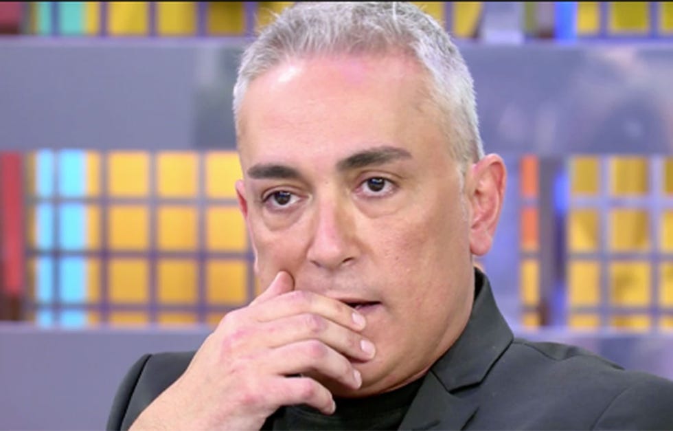 kiko hernández, en su peor momento, abandona el plató de 'sálvame' entre lágrimas
