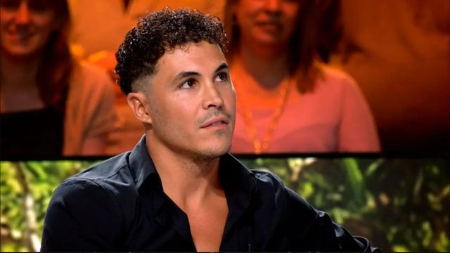 kiko jimenez en el plato de supervivientes all stars