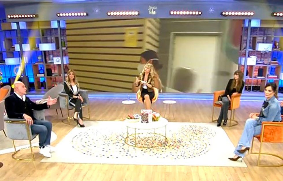 kiko matamoros se pronuncia sobre el embarazo de carla barber
