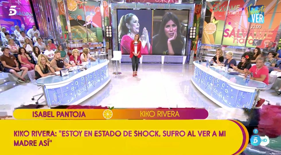 Kiko Rivera ha decidido llamar al programa para hablar con su madre: “Está muy bien que te expreses pero ya no es necesario”, ha comentado. Madre e hijo han hablado a través de sus teléfonos mientras el plató de ‘Sálvame’ y los espectadores desde sus casas han sido testigos. “No me importa que España crea que no estamos unidos. No puedo soportar tantas mentiras” ha confesado la tonadillera mientras que Kiko le ha instado a que colgara el teléfono y ha contado que se siente dolido por ver a su madre en este estado.