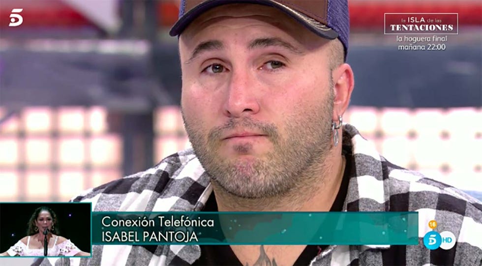 kiko rivera emocionado en el plató de telecinco