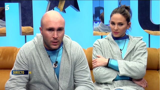 Kiko Rivera e Irene Rosales reciben en GH DÚO la noticia del nacimiento de su sobrino Curro, hijo de Fran Rivera y Lourdes Montes