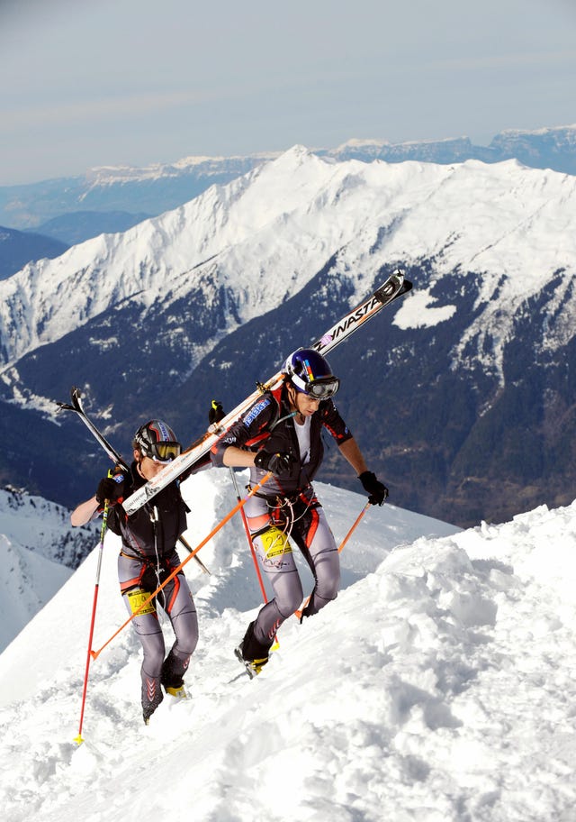 kilian jornet en una competición con el suizo florent troillet