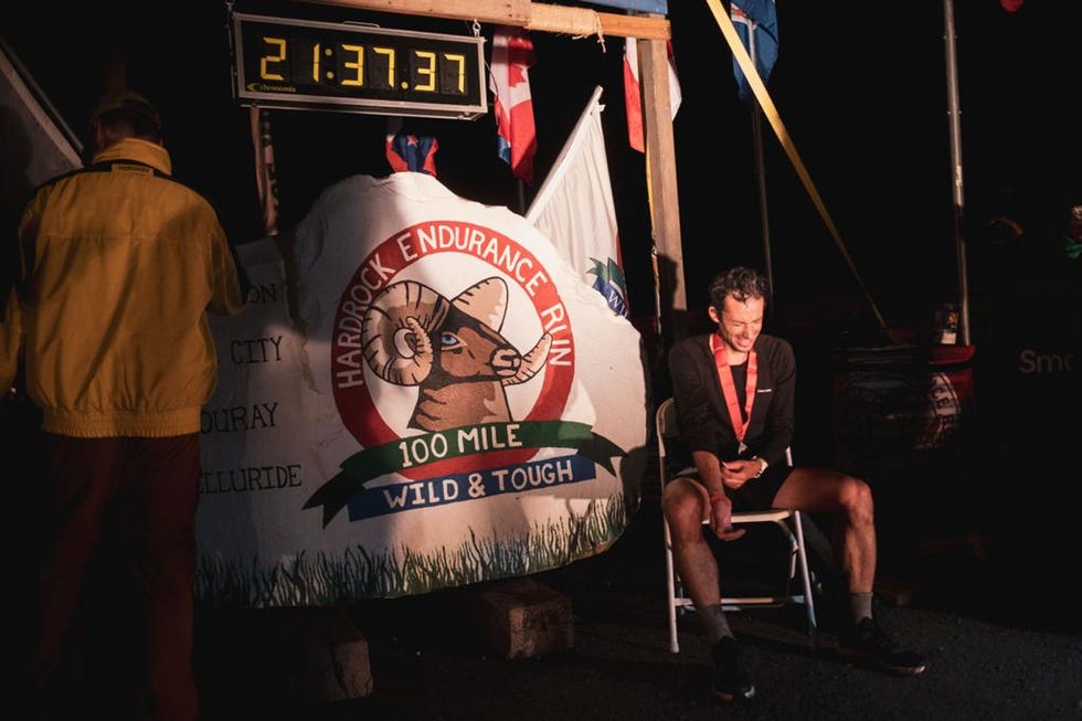 kilian jornet descansa tras ganar la hardrock 100