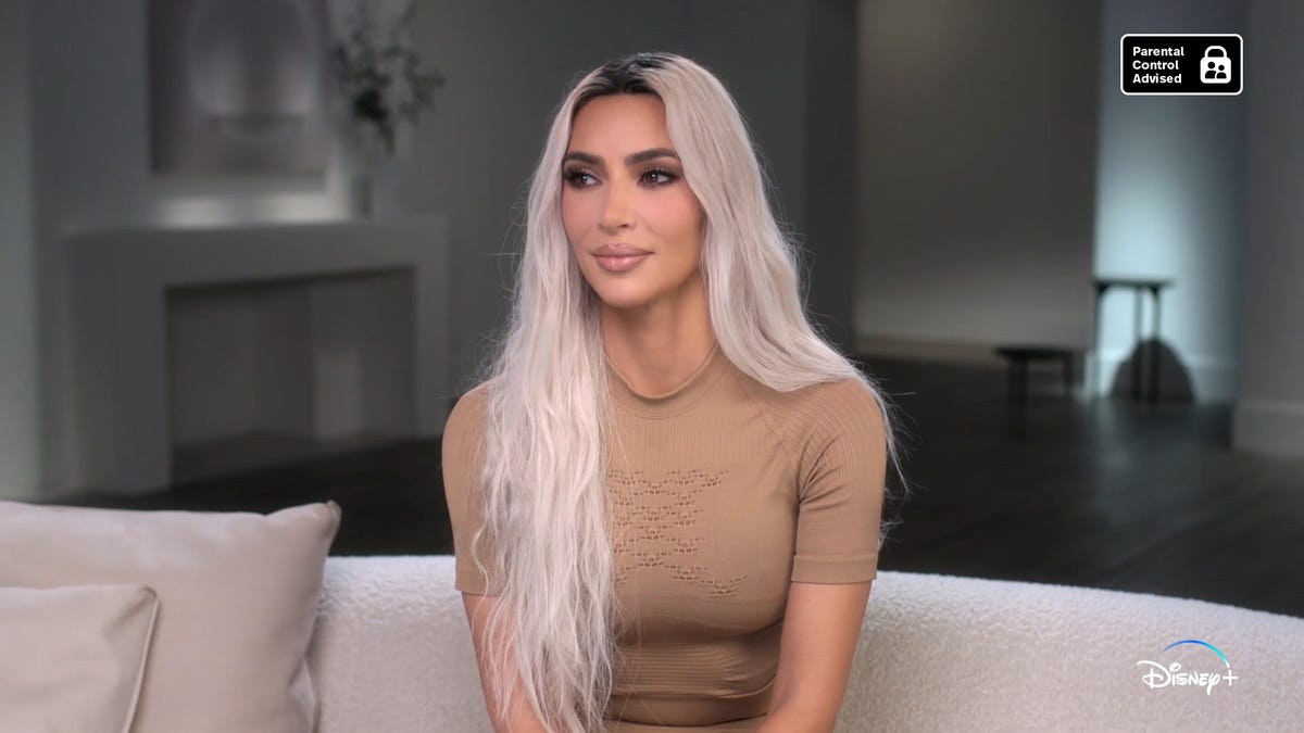 The Kardashians season 3 trailer teases Kim Kardashian and Pete ...