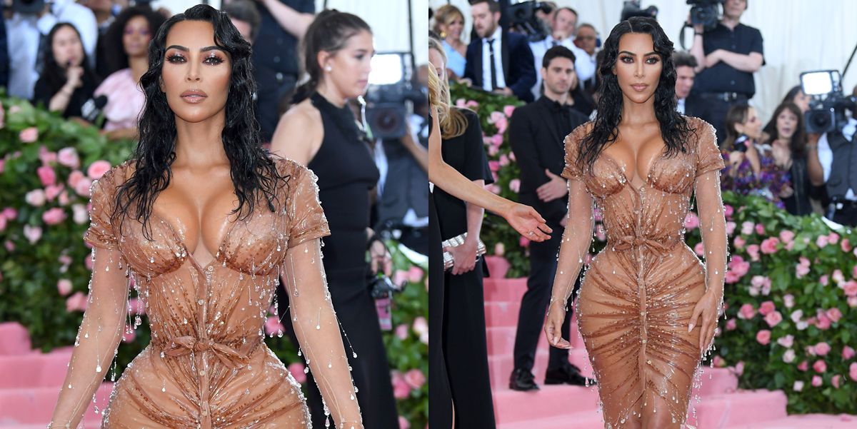  Kim Kardashian Corset