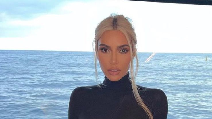 Kim Kardashian fans are ripping into her latest Instagram background