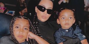 kim kardashian ya ha presentado a sus hijos a kim kardashian