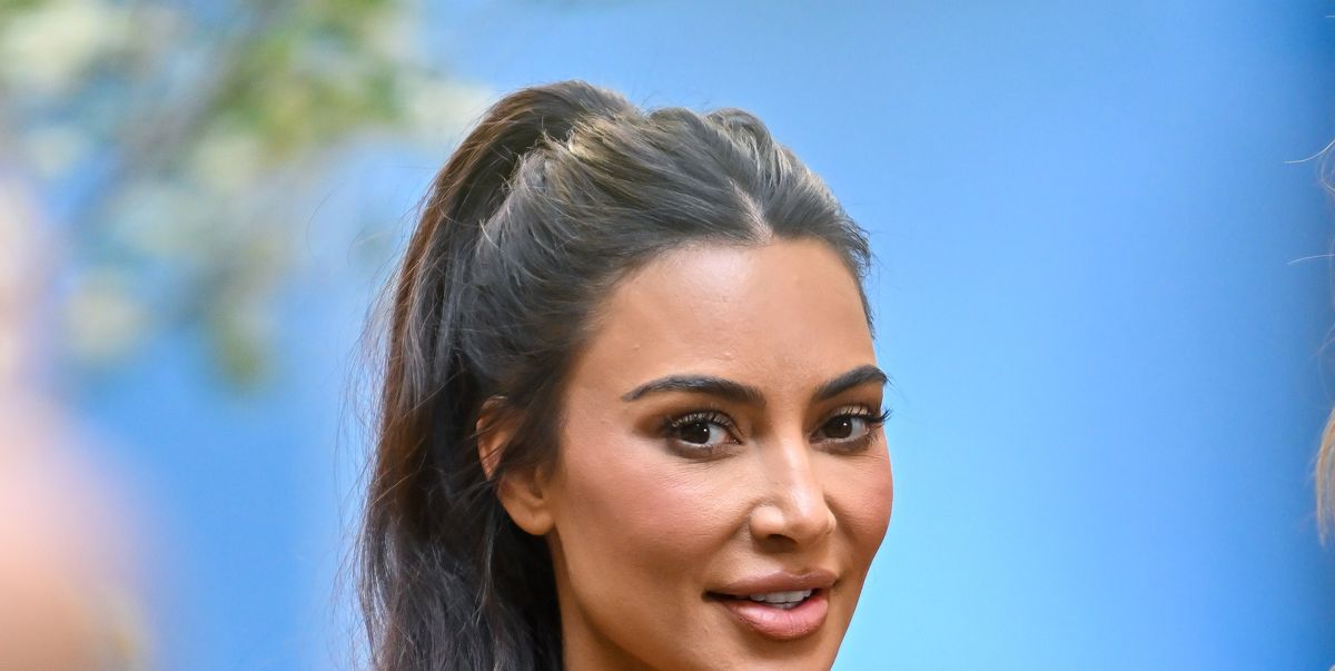 Kim Kardashian uses TikTok technique to apply her Barbie blush