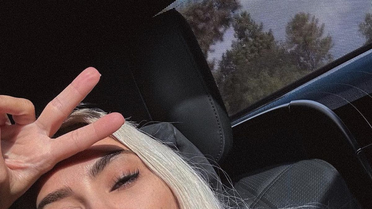 Kim Kardashian's see-through white top on her honeymoon in Mexico