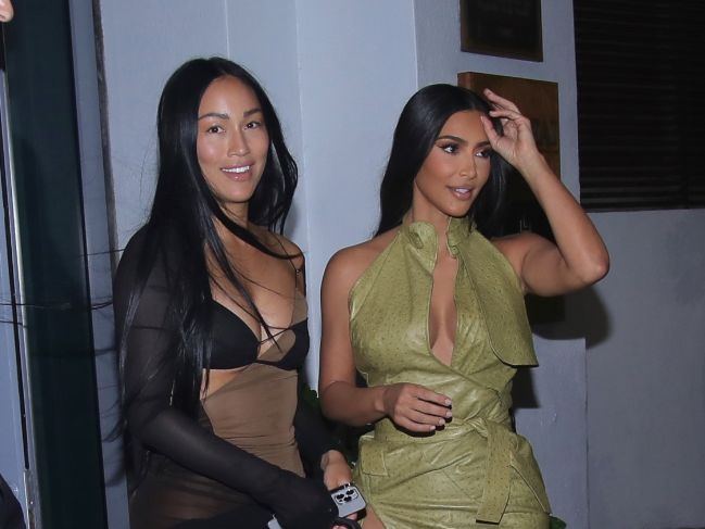 Kim Kardashian Gifts Friend Steph Shep A Hermès Kelly Handbag