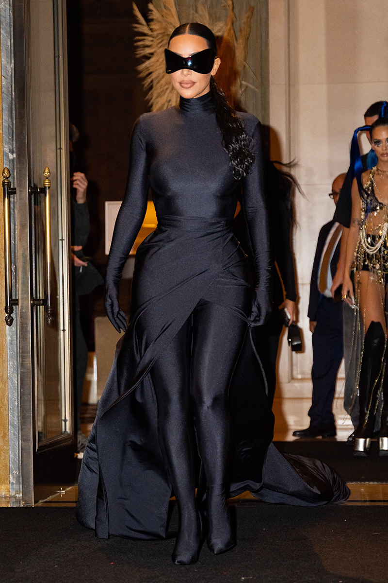 Kim Kardashians Wild Fashion Looks From Her New York City Trip