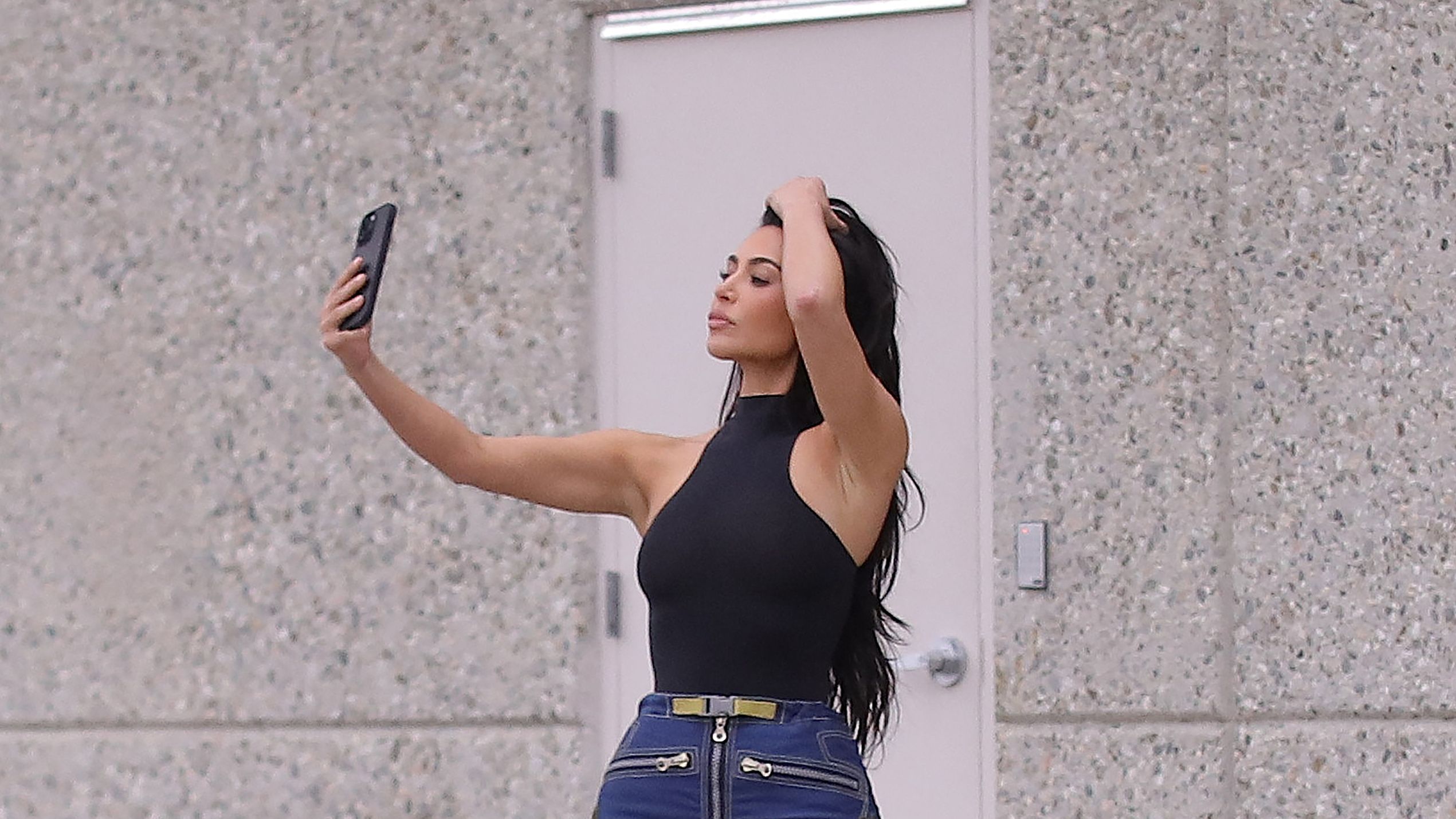 Kim Kardashian Shares Creepy Shadow of Woman in Mirror Selfie
