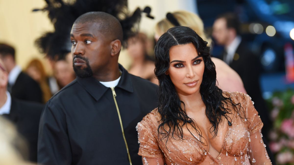 preview for Kim Kardashian Details 'LONELY' Marriage As Kanye West Unfollows Her!
