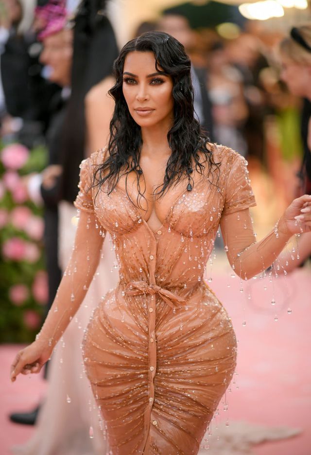 Kim Kardashian Porn - Kim Kardashian Wears Tight Nude Mugler Dress to Met Gala 2019