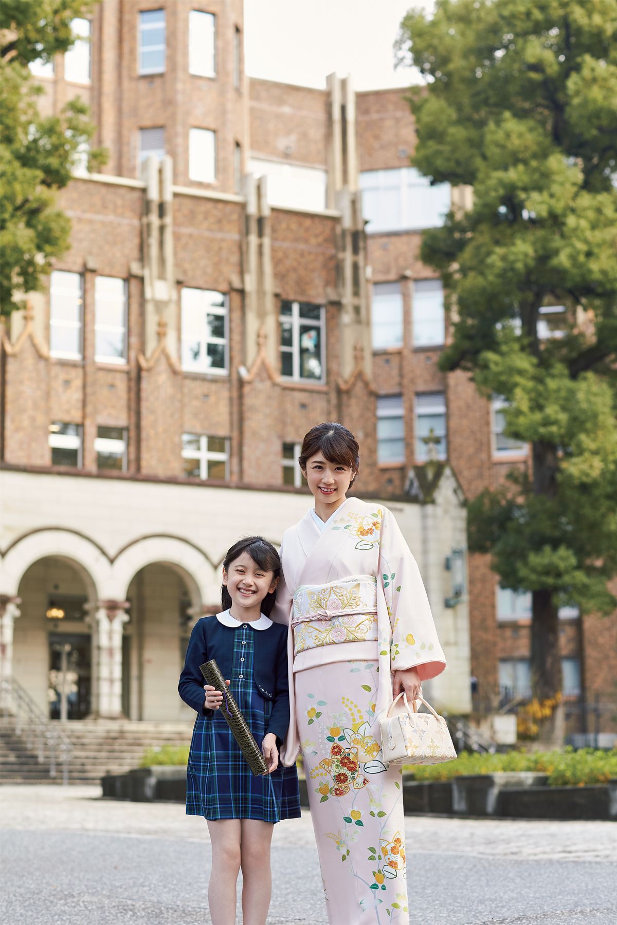 お子様の入学式・卒業式はぜひ着物で。小倉優子さんと選ぶお母様の着物