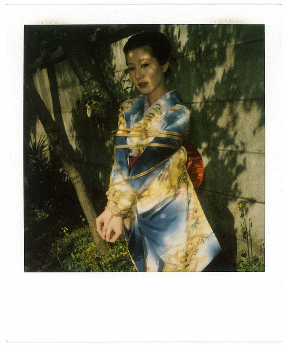 Nobuyoshi Araki, Polaroid, donna giapponese, bondage, donna kimono