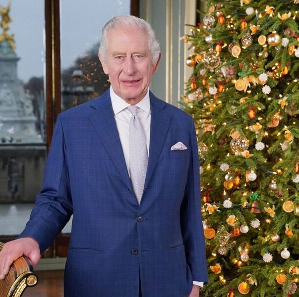 the king will deliver his christmas message in front of a living christmas tree