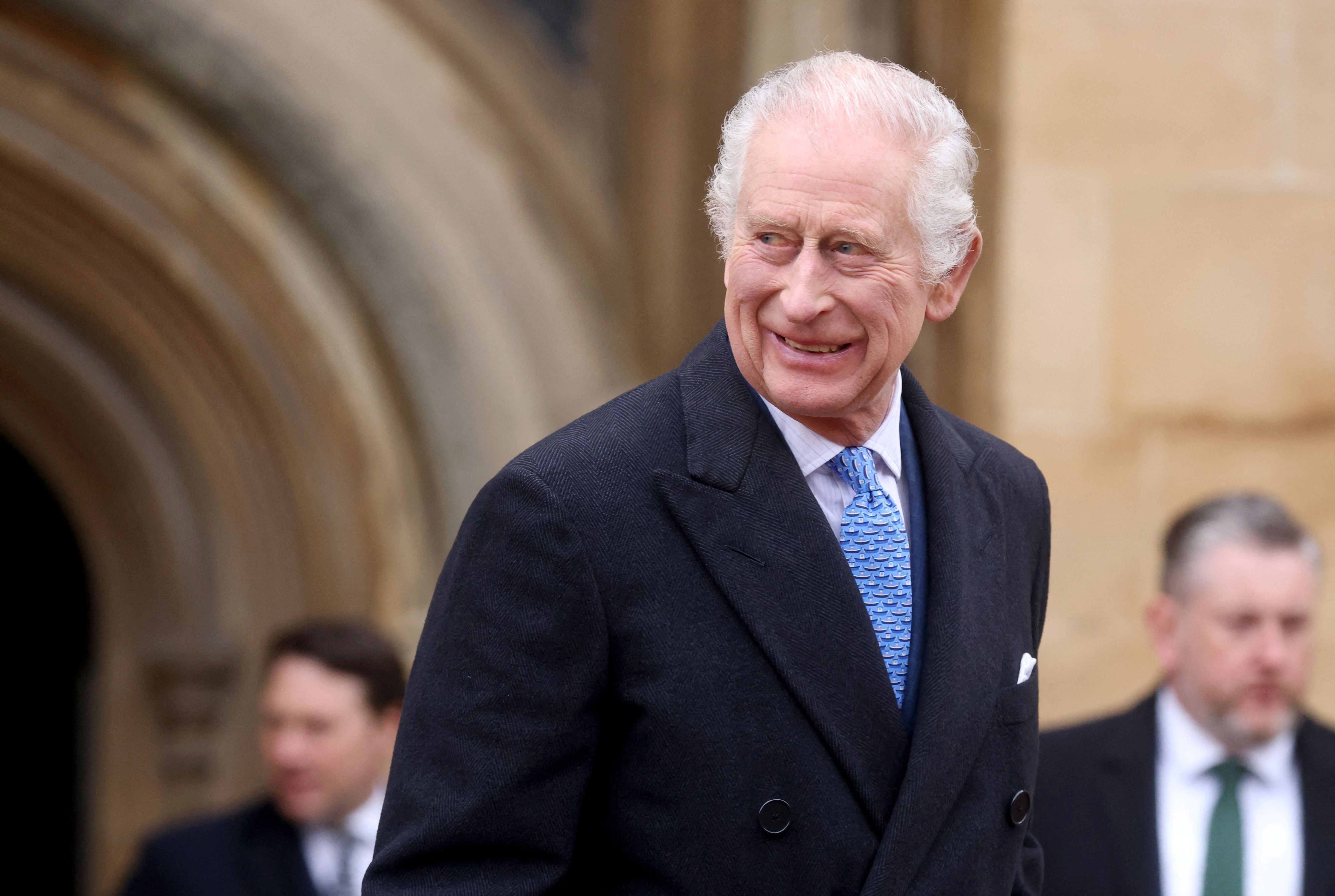 Король Чарльз возобновит королевские обязанности после того, как у него диагностирован рак