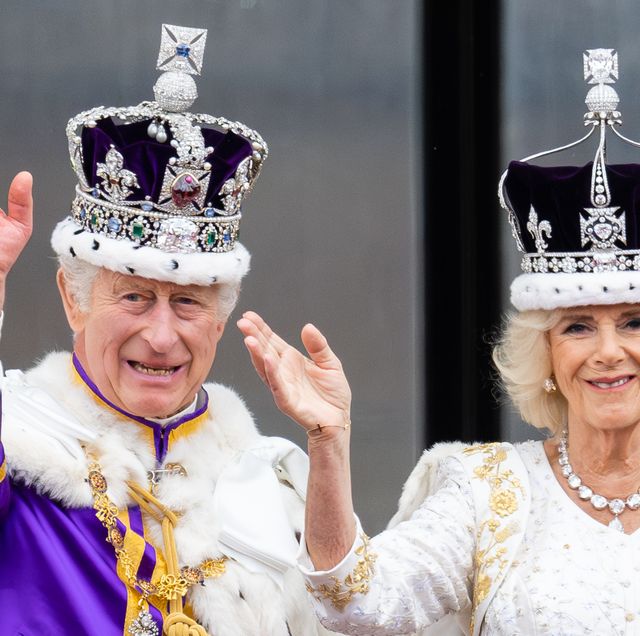 Visitors to Buckingham Palace Can See King Charles and Queen Camilla's  Coronation Outfits Up Close