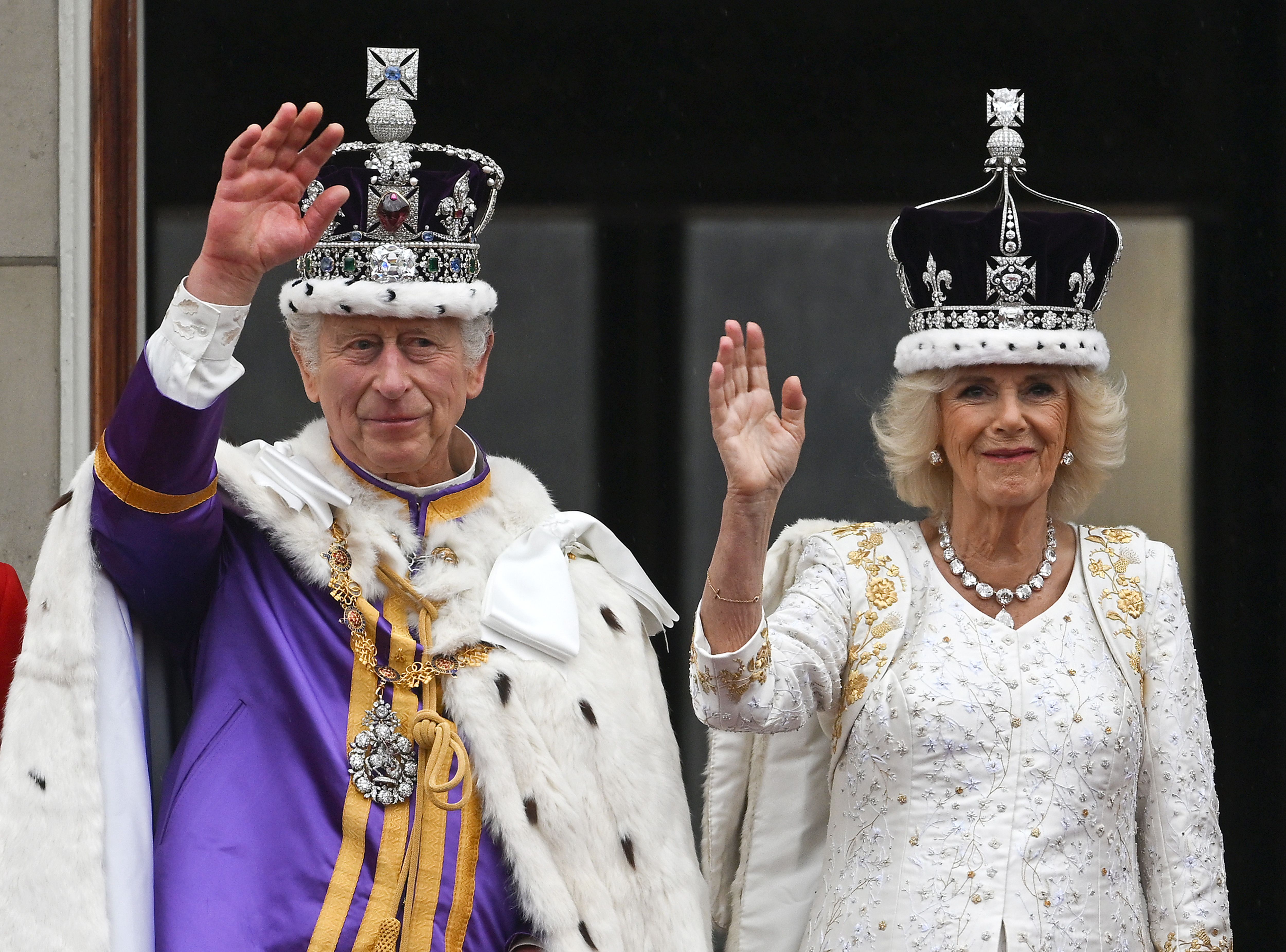 King Charles III Coronation Vs Queen Elizabeth II: Photos