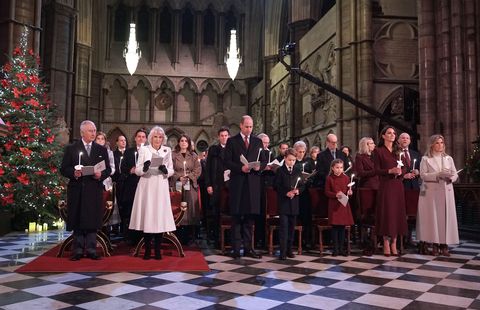 خانواده سلطنتی بریتانیا در مراسم سرود «با هم در کریسمس» شرکت می کنند