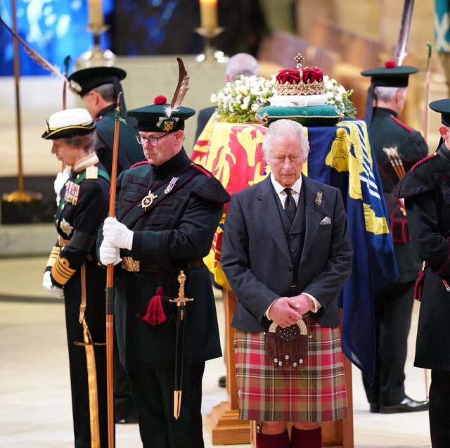 the royal family attend vigil at st giles' cathedral