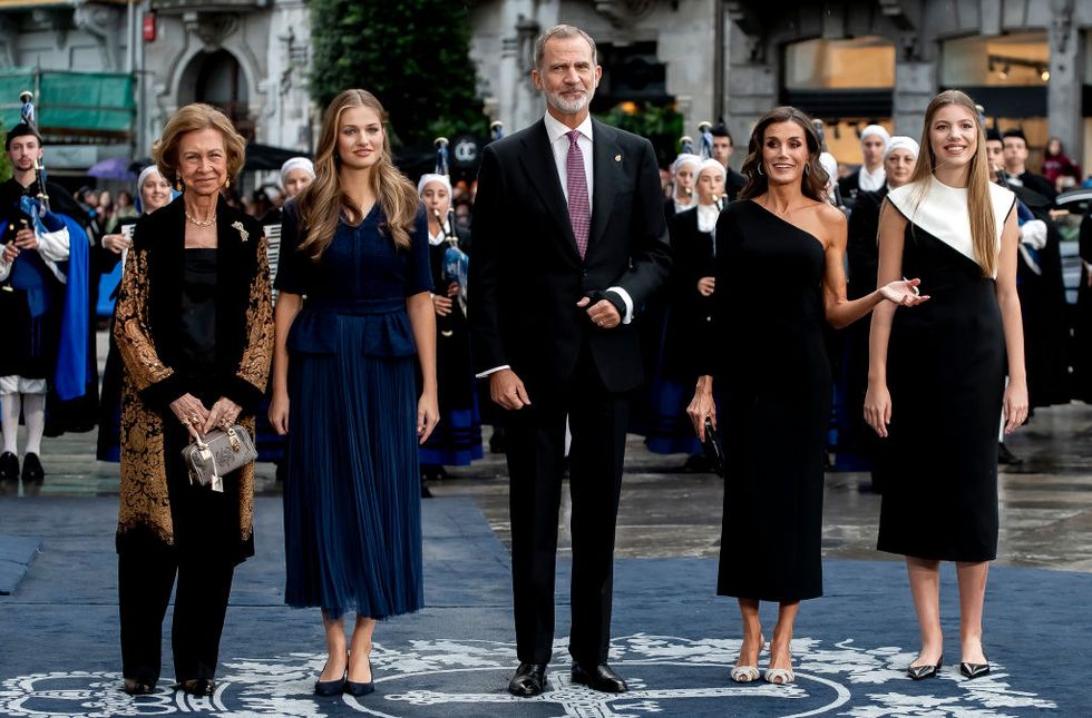 下一任西班牙女王是她！全歐洲最美公主萊昂諾爾從小到大的穿搭造型 新一代皇室時尚指標必須認識