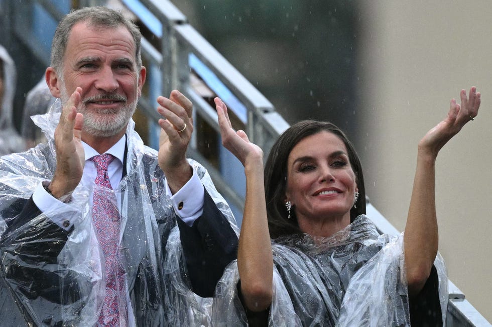 reyes felipe vi letizia paris 2024