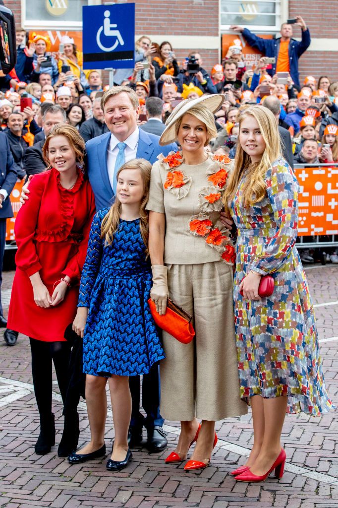 de koninklijke familie tijdens koningsdag 2019 in amersfoort