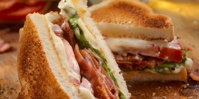 blt sandwich