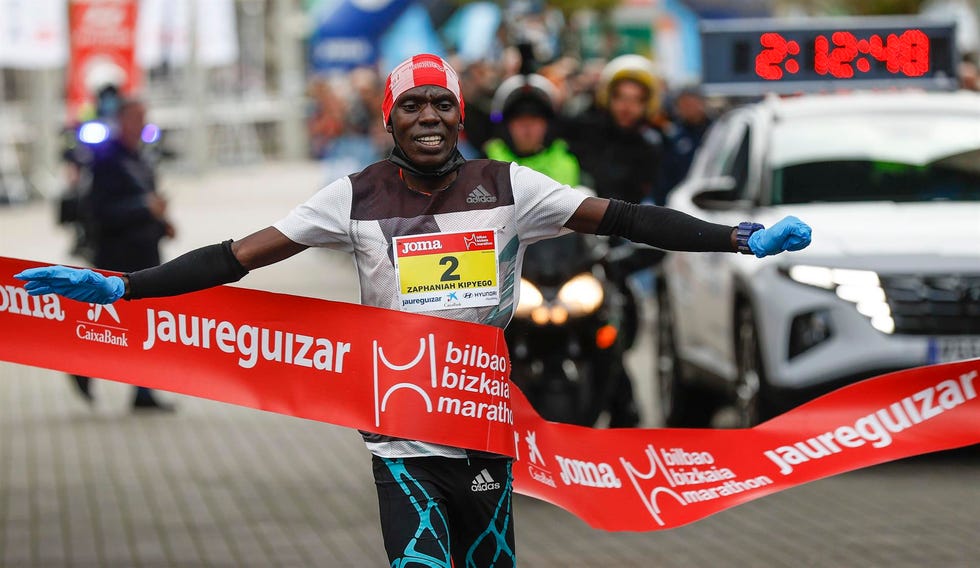 kipyego cheruiyot zephaniah cruza en primer lugar la primera edición del bilbao bizkaia marathon