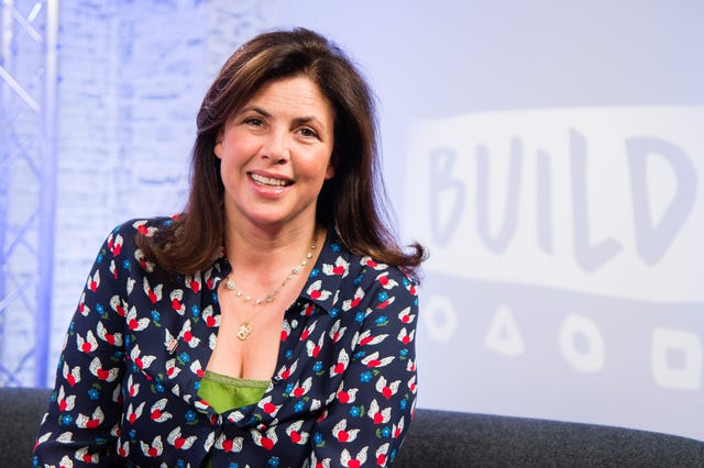 build kirstie allsop