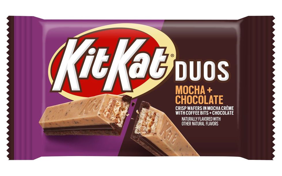 kit kat duos mocha  chocolate bar
